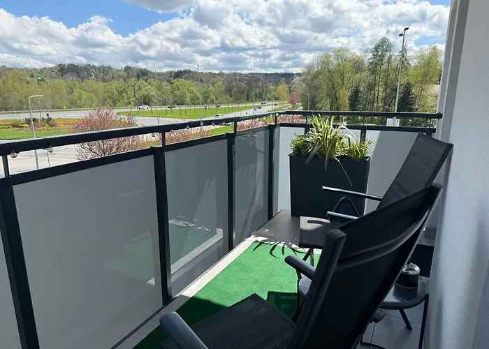 Apartament Ksiezycowy Z Garazem