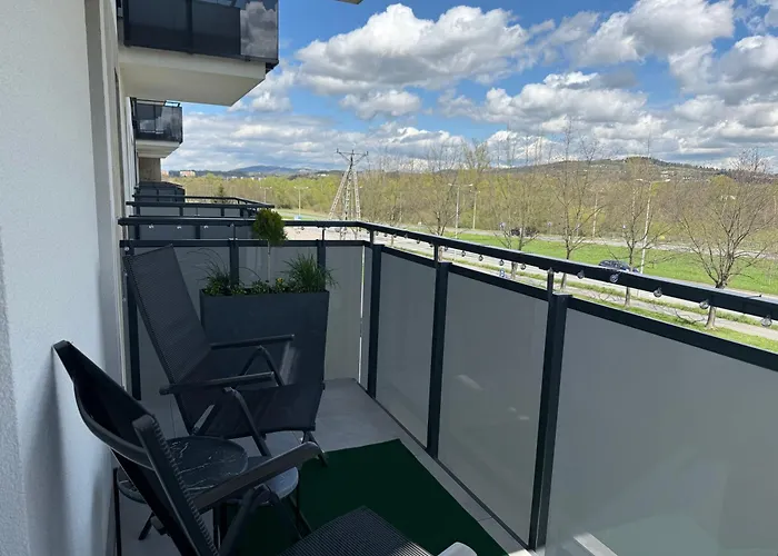 Apartament Ksiezycowy Z Garazem