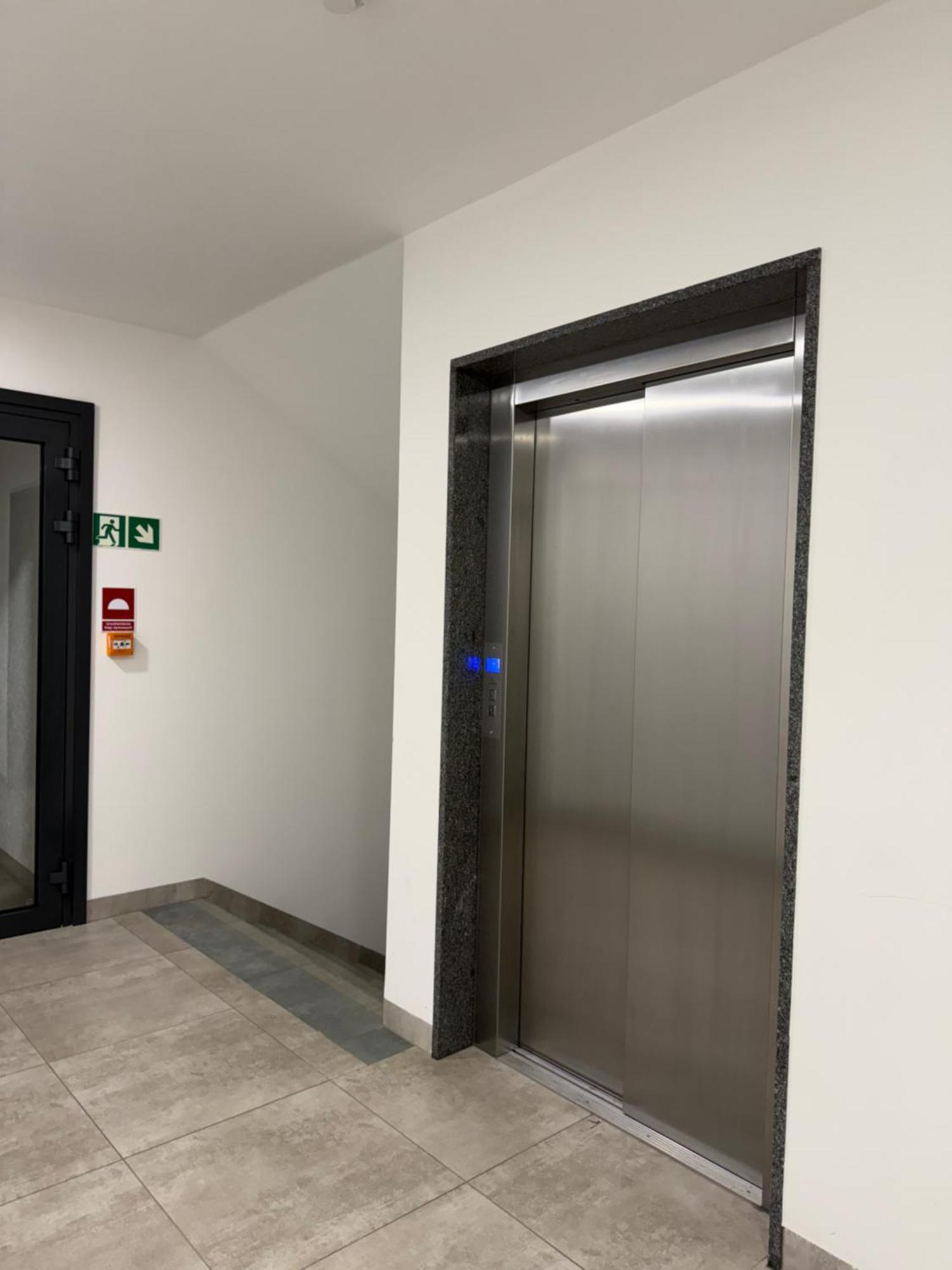 Apartament Ksiezycowy Z Garazem Nowy Sącz
