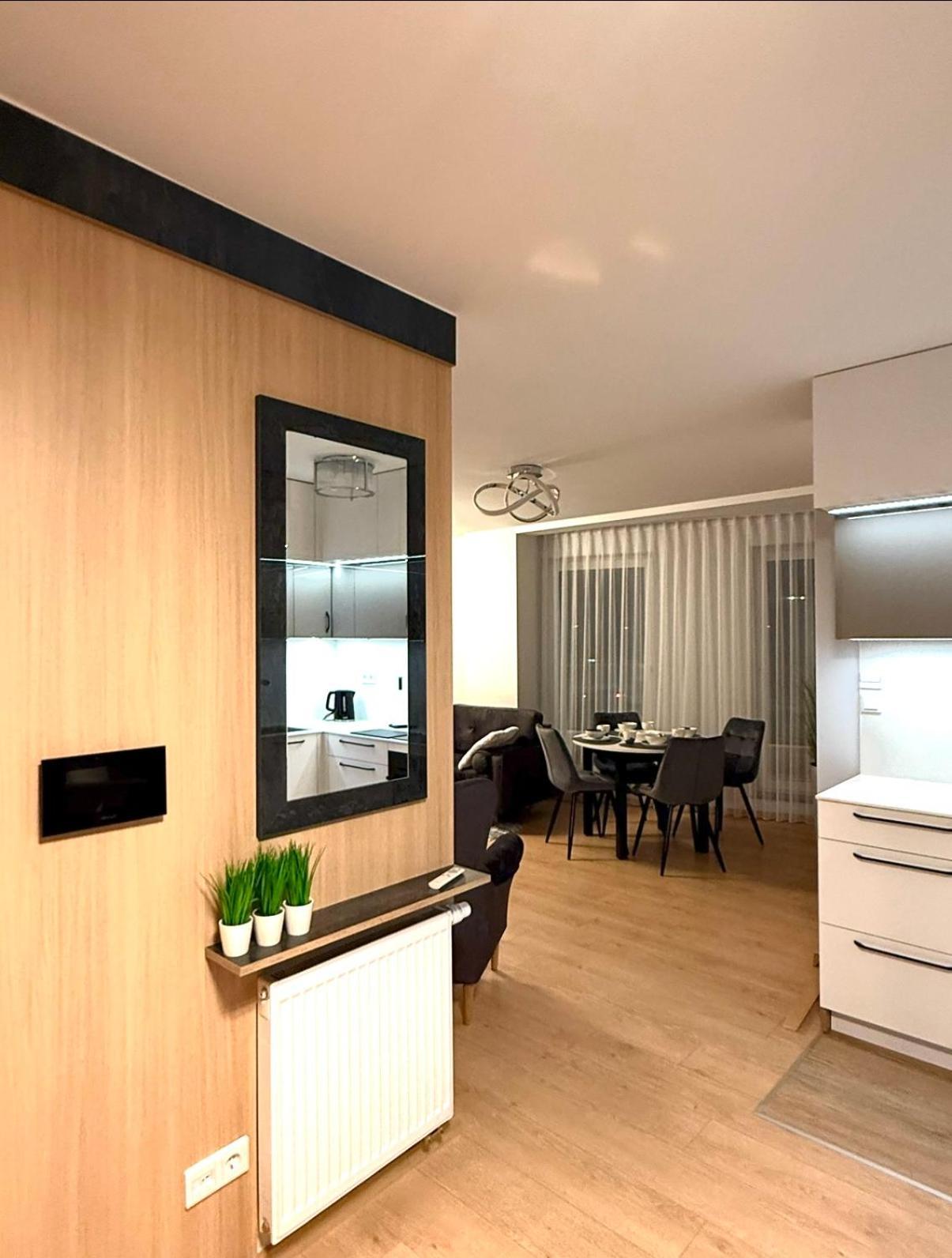 Ksiezycowy Z Garazem Apartament